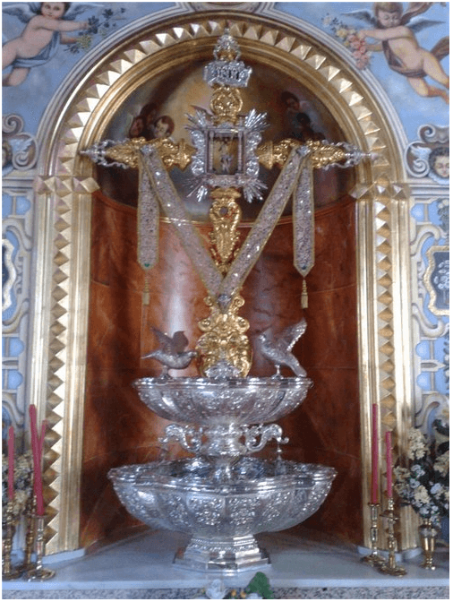 Cruz de Mayo en Huelva: tradición, flores y devoción